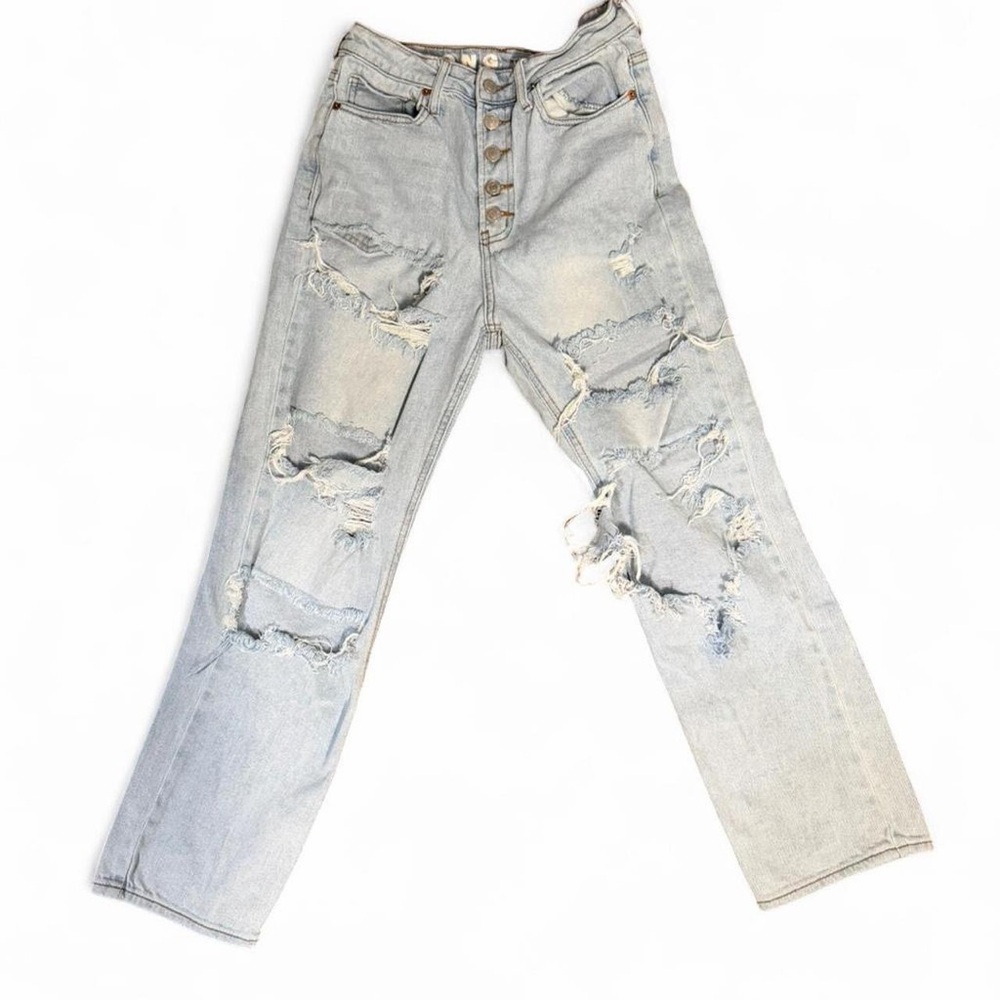 Distressed Light Blue Women’s Jeans